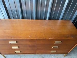 lot 230 image: Midcentury Drexel 3 pc Bedroom Furniture Set  - more photos