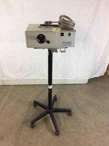 lot 3 image: INTEGRA LUXTEC 9300XSP 300 WATT XENON SURGICAL LIGHT SOURCE W STAND -&nbspGREAT WORKING CONDITION&nbspEXACT ONE JUST SOLD ON EBAY RECENTLY FOR $500 