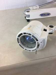 lot 24 image: MSRP $750 Waldmann Halux 50 FX Articulated Arm Ceiling Mount Medical Lighting Examination Light - Great Working Condition