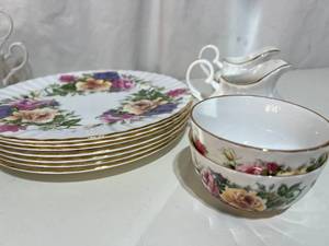 Royal Burlington Collection - Rose Plates, Creamers & Cups