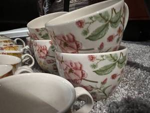 Cups & Sugar Dish