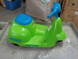 Razor Mini Mod Ride on Toy...