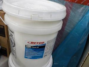 5 Gallon Pail Betco Classic LD Laun...