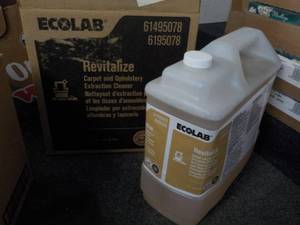 Ecolab 2.5 Gallon Jug Revitalize Ca...