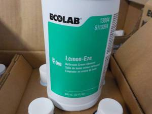 Case of 12 - 32 oz Bottles Ecolab L...