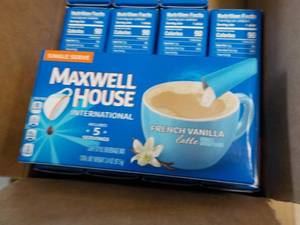 Case of 8 Boxes Maxwell House Inter...