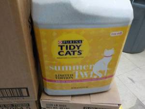 2 - 20 lb. Jugs Purina Tidy Cat Lit...