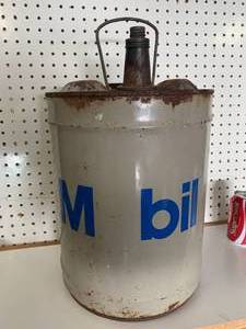 5 Gallon Mobil Lube Can with Cap