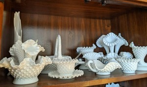 Fenton hobnail Milk glass assortmen...