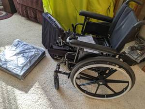 Invacare 9000 series wheelchair com...