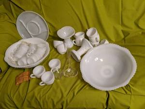 Vintage milk glass punch bowl set p...
