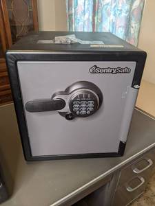 Sentry safe 16.52018 digital...