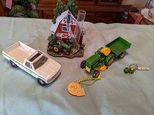 Ertl John Deere Company Truck (#217...