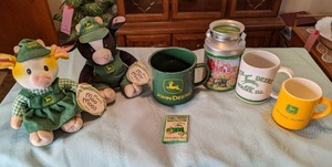 (2) 1999 Mary Moo Moos John Deere ...