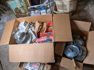 Large Lot of Housewares (2) Baskets...