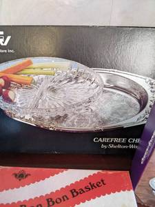 Bon Bon Basket, Silverplate Montiet...