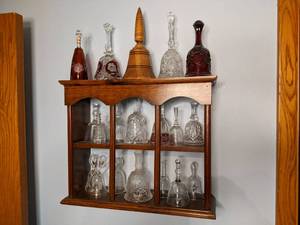 Wall knick knack display rack with ...