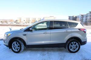 2017 Ford Escape SE  - 4X4 - 2 OWNERS