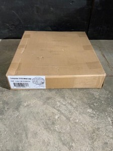 lot 6 image: Miracle-Gro Compact Design 27.7 Gal. (105 l) Single Chamber Tumbling Composter Outdoor Bin - Large Volume. See Pictures