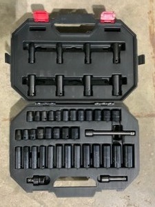 lot 12 image: Husky 38 in. Drive SAEMM Impact Set (44-Piece). See Pictures