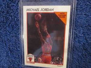 11. 1991-92 Hoops Michale Jordan Ca...