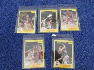 162. 5 1986 Star Basketball Cards...