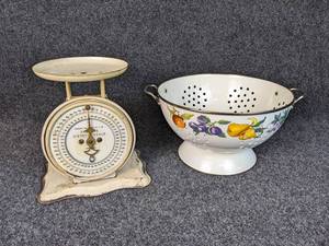 Vintage Pelouze Dietetic Scale (Very Cool Dial) and Enamel Colander