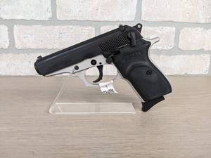 lot 103 image: NEW Bersa Thunder 380 Pistol