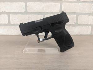 lot 102 image: NEW Taurus G3C 9mm Pistol