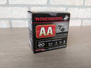lot 204 image: 25 Rounds 20 Ga. Winchester AA Super Sport Clay Target Shotgun Shells