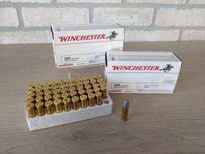 lot 219 image: 100 Rounds Winchester 38 Special 150 Grain Lead Round Nose Cartridges
