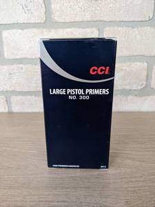lot 292 image: 1000 CCI Large Pistol Primers - No. 300