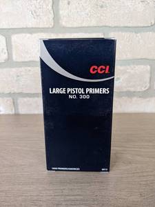 lot 293 image: 1000 CCI Large Pistol Primers - No. 300