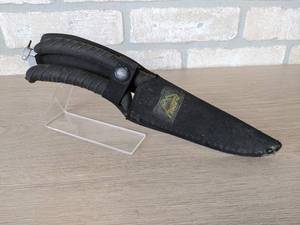 lot 150 image: Pair of Outdoor Edge Game Shears