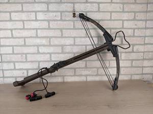 lot 157 image: Horton Summit HD 150 lb. Crossbow