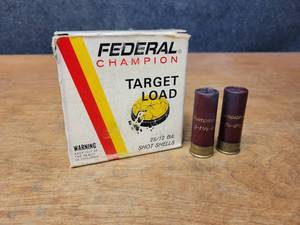 lot 32 image: Box of (25) Federal Champion 12 Gauge Shot Shells - 1-18oz   Some are 8 Shot and some are 8-12