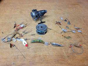 lot 80 image: Large Lot of Vintage Fishing Spinners, Lazy Ike, Johnsons Silver Minnow, Cardinal 753 Reel and More