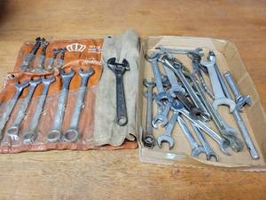 lot 97 image: Large Lot of Assorted Wrenches and Adjustable Wrenches