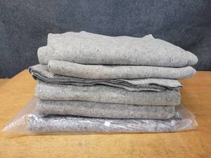 lot 111 image: Lot of (5) Unused Disaster  Emergency Blankets - Would Make good Moving Blankets
