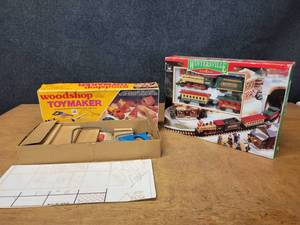 lot 157 image: Wintersville Express Train Set and Woodshop Toymaker Set - Missing a few pieces