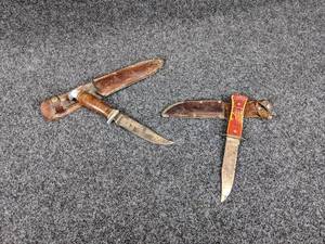 lot 48 image: Pair of Vintage Knives - 9.5 Long and 9 Long - Elk Knife is Marked Imperial USA and the other has no markings, to me it looks hand forged