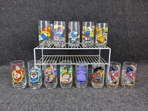 lot 69 image: Lot of 16 Vintage Glasses including Smurfs, Muppets, Chipmunks, and More NO SHIPPING