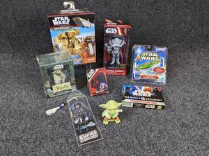 lot 171 image: Lot of Star Wars Toys & Merchandise