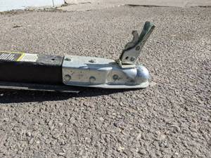 lot 4 image: John Deere 15 Lawn Dump Cart - 15 CuFt - Gross Weight of 1660 LBS - Very Nice Condition