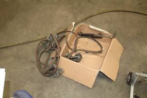 lot 12 image: Welding Hoses, Gauge Set, Head