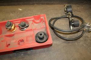 lot 62 image: Coolant Pressure Gauge  with Case