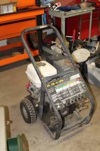 lot 27 image: Karcher Gas Pressure Washer, Honda GX390 3100PSI