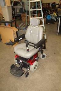 lot 28 image: Jazzy 1103 Motorized Wheelchair