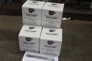 lot 234 image: Lot of (6) CarQuest R85334MP Oil Filters