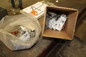 lot 237 image: Lot of Misc. Automotive Light Bulbs